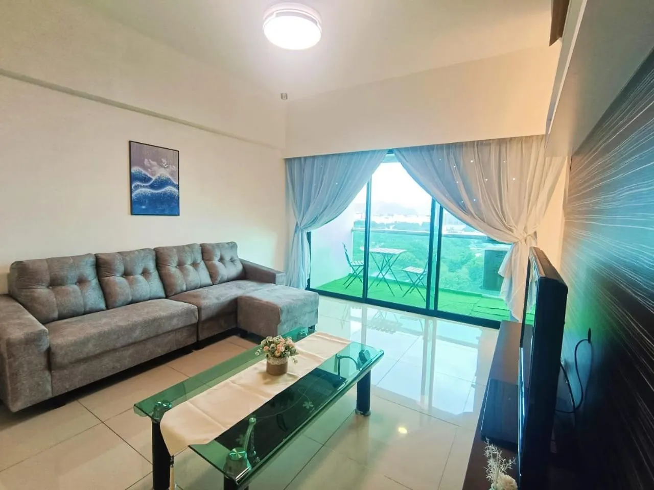 K. Riverfront Apartment ايبوه
