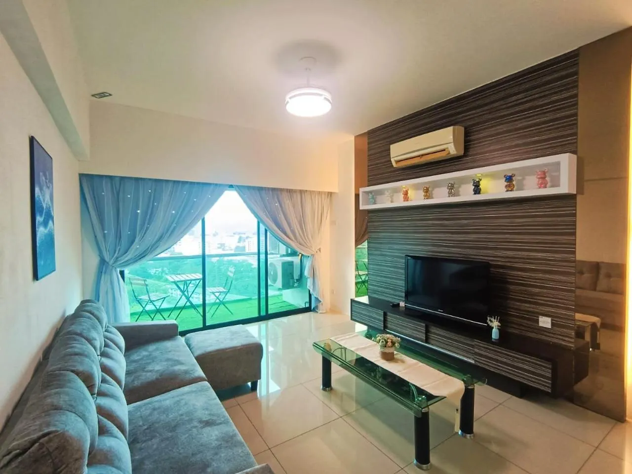 K. Riverfront Apartment ايبوه