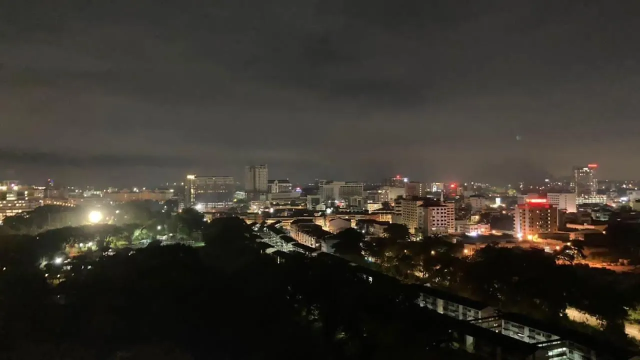 K. Riverfront Apartment ايبوه