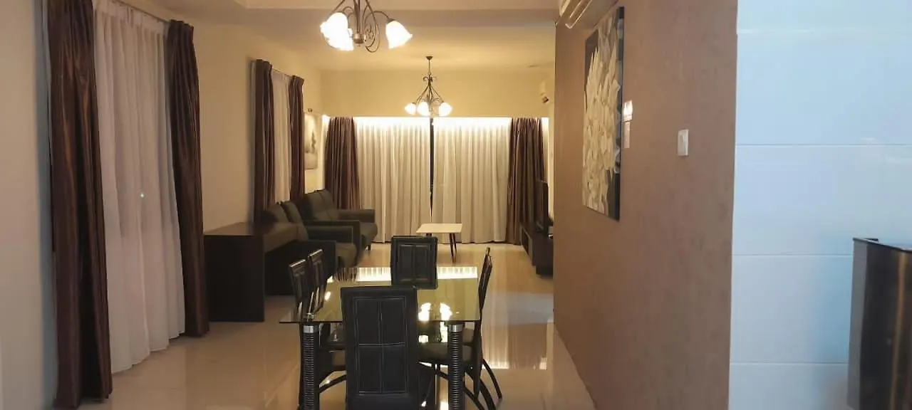K. Riverfront Apartment ايبوه