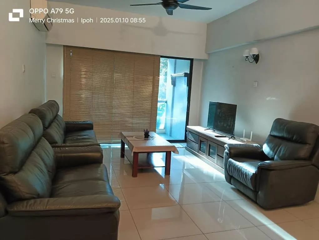 K. Riverfront Apartment ايبوه